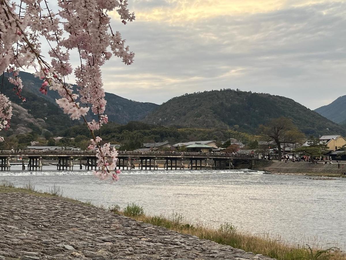 嵐山 天龍の宿 駐車無料 一棟貸切 最大5人 Dragon Legend Arashiyama Central Private Rare Modern Villa Free Parking Max 5Ppl Shimo-saga Buitenkant foto
